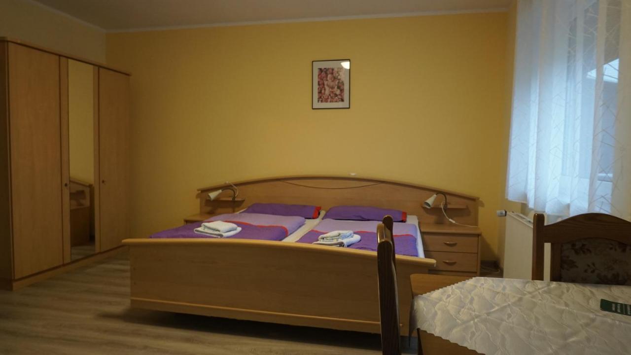 Logia Hotel Garni Neuharlingersiel Bagian luar foto